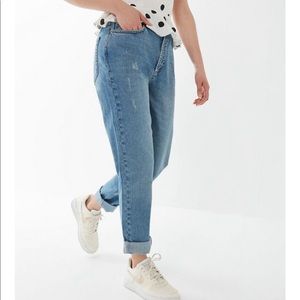 BDG urban outfitters mom jeans
